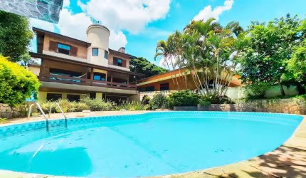 Casa a venda em Atibaia/SP