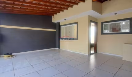 CASA COM 3 DORMITÓRIOS- 2 VAGAS- ATIBAIA-SP