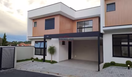 Casa em condomínio à venda