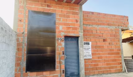 Casa a venda em Atibaia, bairro tranquilo , quintal grande