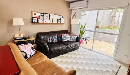 Casa em condomínio com 3 dormitórios