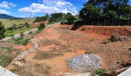 Terreno á venda com 2000 m² em Piracaia - SP Bairro San Marino