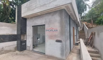 Casa com 2 dormitórios no Parque São Pedro