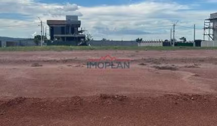 Terreno à venda em condomínio