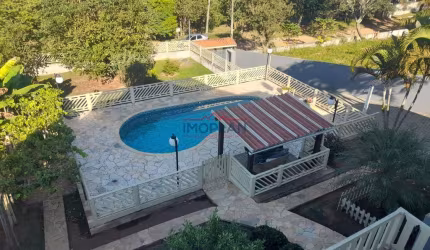 CASA/CHÁCARA A VENDA EM CONDOMÍNIO FECHADO!