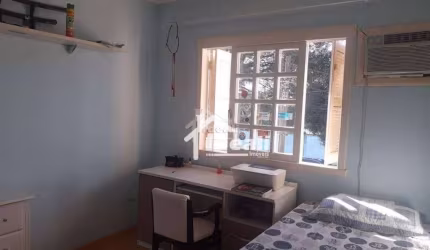 Sobrado Residencial à venda, Centro, Sapucaia do Sul - SO0796.