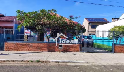 Casa com 2 dormitórios para alugar, 200 m² por R$ 2.890,00 - Piratini - Sapucaia do Sul/RS