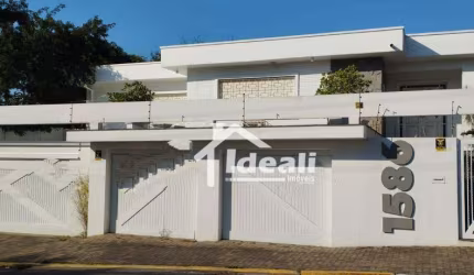 Casa com 3 dormitórios para alugar, 300 m² por R$ 8.457,00/mês - Cristo Rei - São Leopoldo/RS