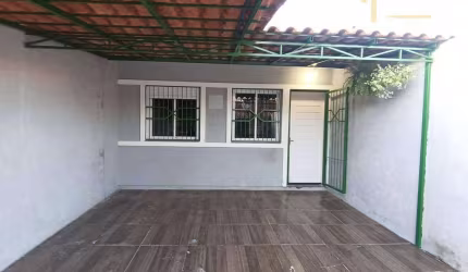 Casa com 2 dormitórios à venda, 55 m² por R$ 250.000,00 - Lomba da Palmeira - Sapucaia do Sul/RS
