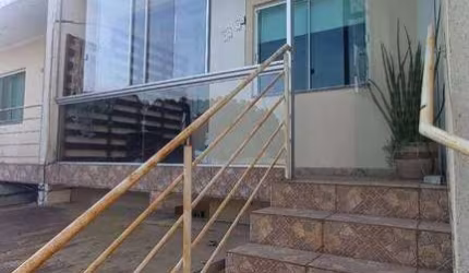 Casa com 2 dormitórios para alugar por R$ 2.994,05/mês - Vargas - Sapucaia do Sul/RS