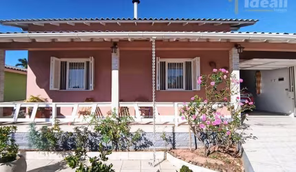 Casa com 2 dormitórios à venda, 130 m² por R$ 360.000,00 - Campina - São Leopoldo/RS