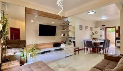 Casa com 3 dormitórios à venda, 172 m² por R$ 649.000,00 - Nossa Senhora das Graças - Canoas/RS