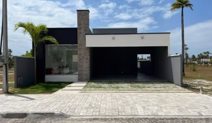 Bela Casa á Venda e com Preço Imperdivel no Condominio Vila do Porto