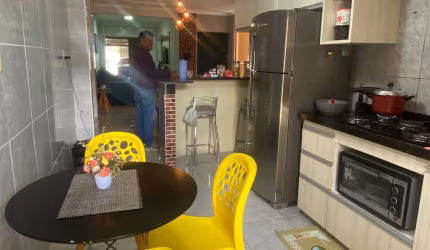 Casa Duplex com 4 quartos e 2 suites