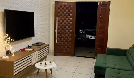 Repasse de casa duplex  bairro Siqueira ,próx auto escola crescer