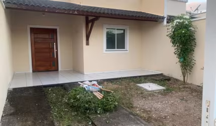 CASA EM CONDOMÍNIO FECHADO NO NOVO MARANGUAPE