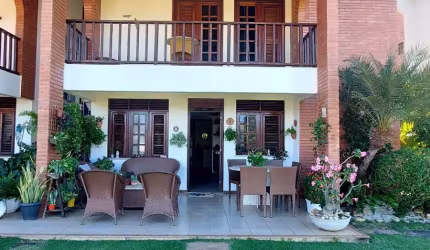 Vende Casa Duplex com Porteira Fechada em Condomínio no Porto das Dunas