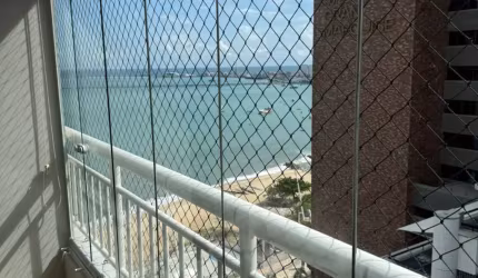 Apartamento na Av.Beira Mar
