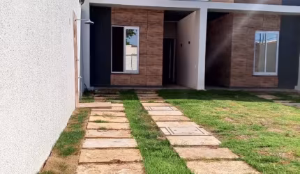 Casa plana com três quartos no Palmirin