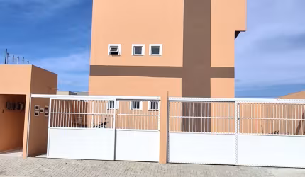Lindo / Apartamento com 2 banheiros e 1 suite no Ancuri