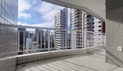 Apartamento no MEIRELES