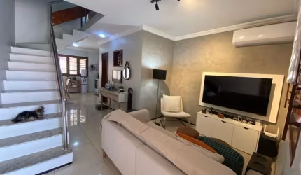 CASA DUPLEX- SOLTA Próximo ao Centro administrativo do bairro Cambeba 3 quartos