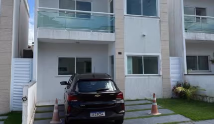 Casa com Móveis planejados  no Eusébio