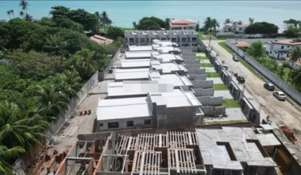 BALI RESIDENCE – CASAS PLANAS E DUPLEX SOLTAS NO PACHECO EM CAUCAIA/CE