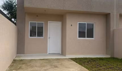 *Casa Nova de Alvenaria no Balneário Coroados - Guaratuba*