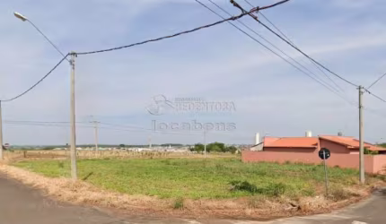 Excelente terreno de esquina em Bady