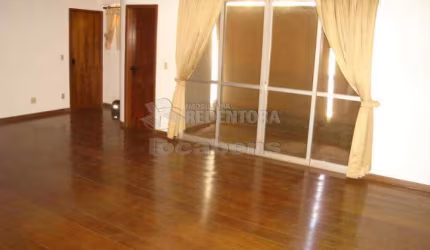 Excelente apartamento em andar baixo próximo Centro de Rio Preto