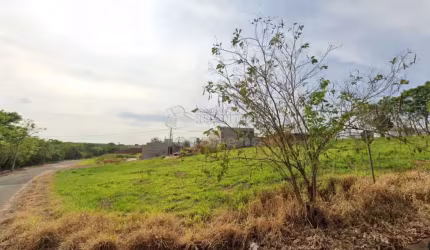 Terreno de esquina em Bady Bassitt
