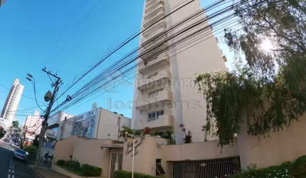 Centro - Excelente apartamento de 3 dormitórios para Locação e Venda
