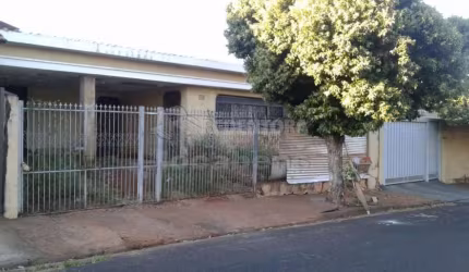 Parque Industrial - Lote de 11x33 (363m²), em bom local, bom para residencia ou comercial