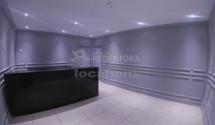 Sala no Austa Medical Center ( Salas para médicos), trata-se de uma sala dupla, tendo: 2 wcs completos, 1 recepção, 2 salas para atendimento/consultas, com armários, cama, mesa, escritório montado