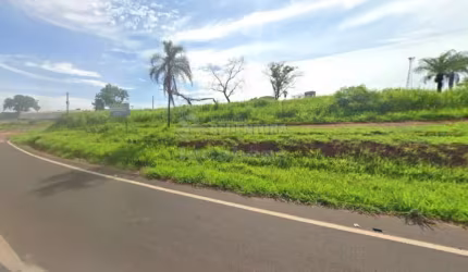 Marginal Rodovia BR-153 área de 20.000,00m²