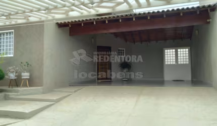 Ótima casa com 3 dormitórios no Jardim São Marco