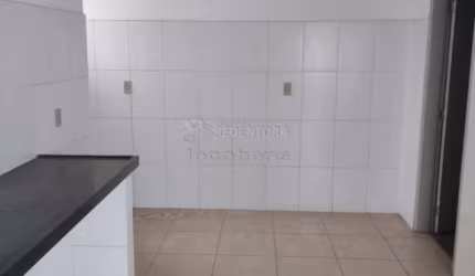 Vila Imperial - Casa Residencial ou comercial com 04 dormitórios