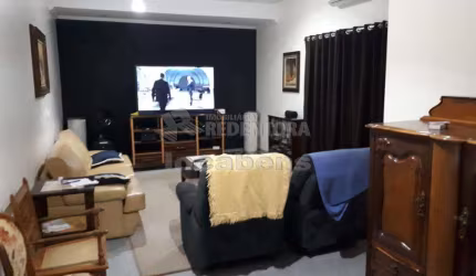 Casa Padrão em São José do Rio Preto