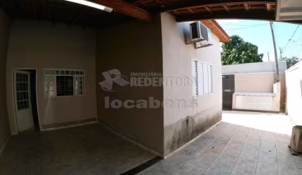Engenheiro Schmitt - Jardim Antoniassi - Excelente casa  rica em armários com 3 dormitórios, . Para Venda, mas já está alugada