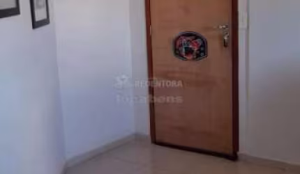 Apto a Venda