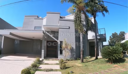 Maravilhosa Casa no Vilage La Montagne para Venda