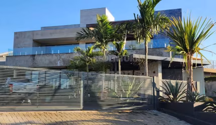 Terras da Barra - Sobrado com 4 dormitórios Venda