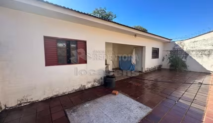 Casa Comercial em Excelente local na Rua Pedro Amaral
