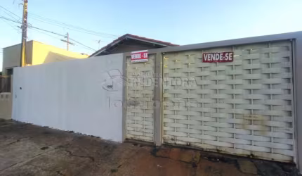 Casa com Edicula Venda São Deocleciano