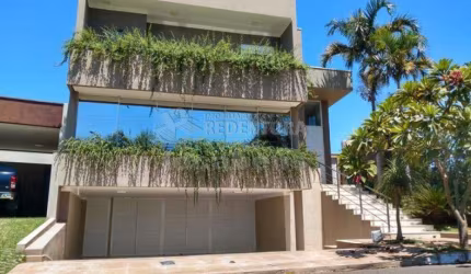 Excelente sobrado no Condominio Village La Montagne com 3 dormitórios, sauna e cozinha gourmet.