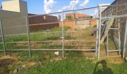 Terreno Padrão em Guapiaçu