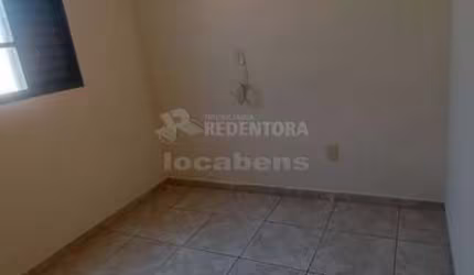 ASTÚRIAS - Casa em bom local, com 3 dorms, sendo 1 apto, 3 vagas
