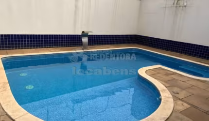 Casa Comercial á venda