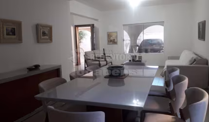 Casa Padrão em São José do Rio Preto